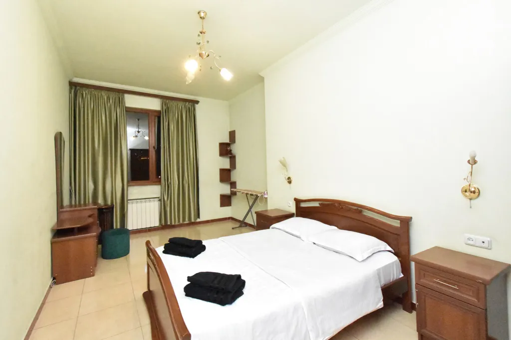 Квартира у площади Республики