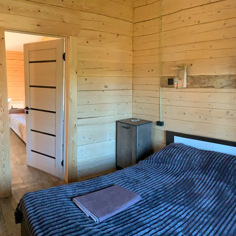 Домик в Геше: снег снаружи, тепло внутри