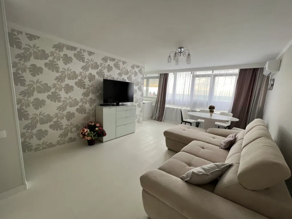 3-комнатная Квартира — аренда посуточно в Сочи