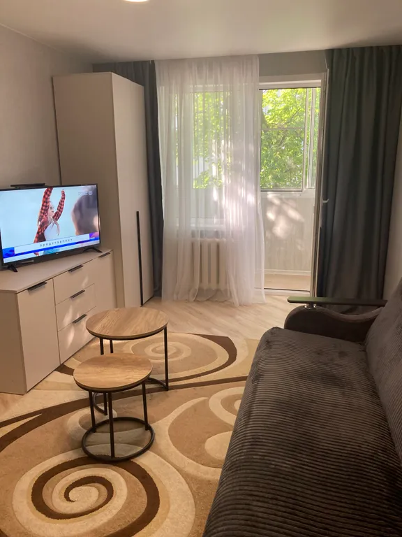 Комфортная трёшечка в центре города, 4 раздельных двуспальных места