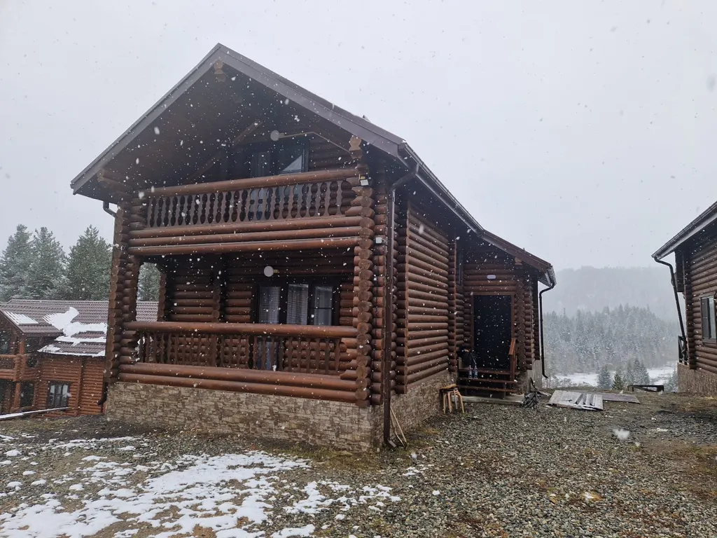 4-комнатный Дом