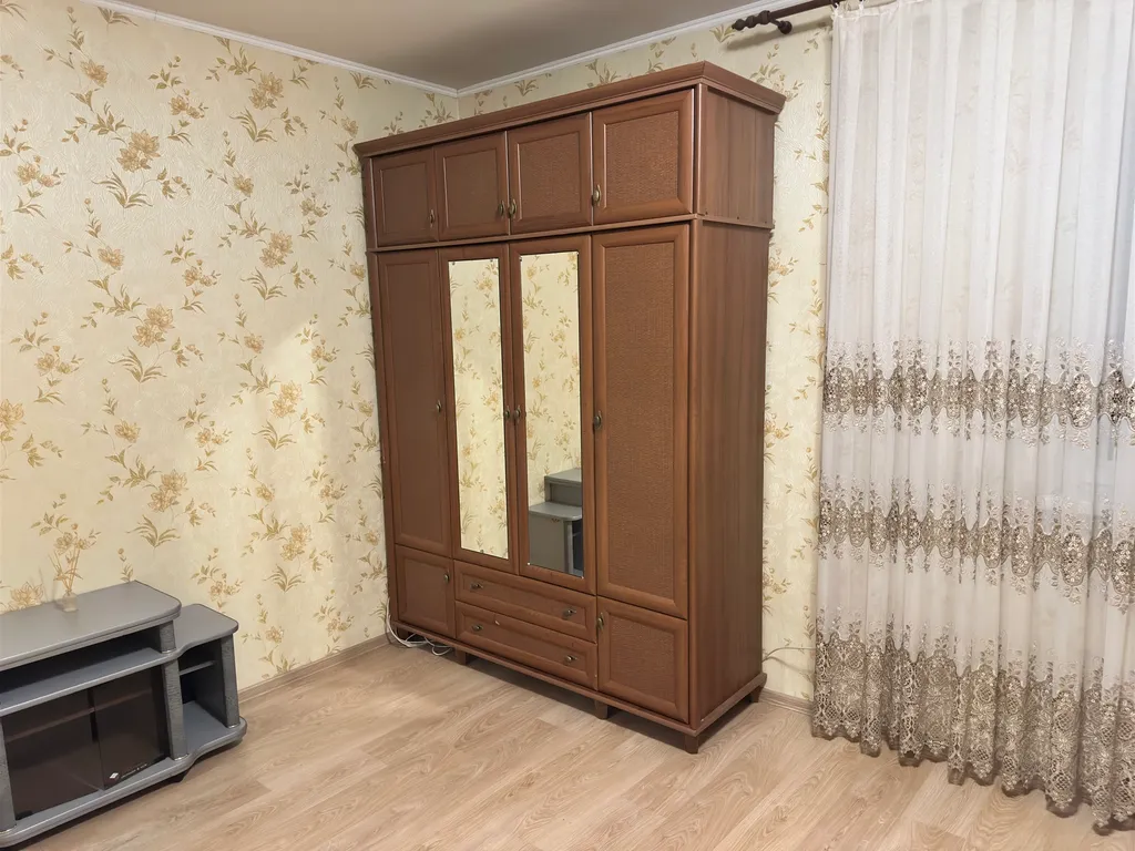 Частный дом с камином