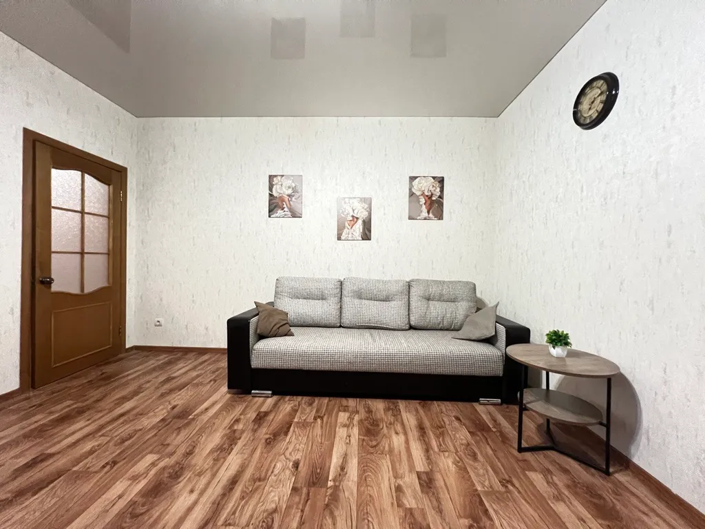 Двухкомнатная ЦЕНТР Новый дом