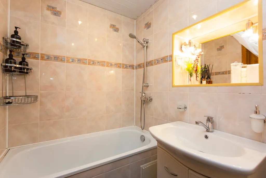 Квартира Комфортная, трехкомнатная квартира для семей и командированных — Москва