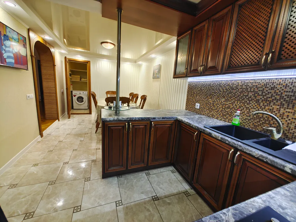 Коттедж Уютный дом с бассейном — Анапа