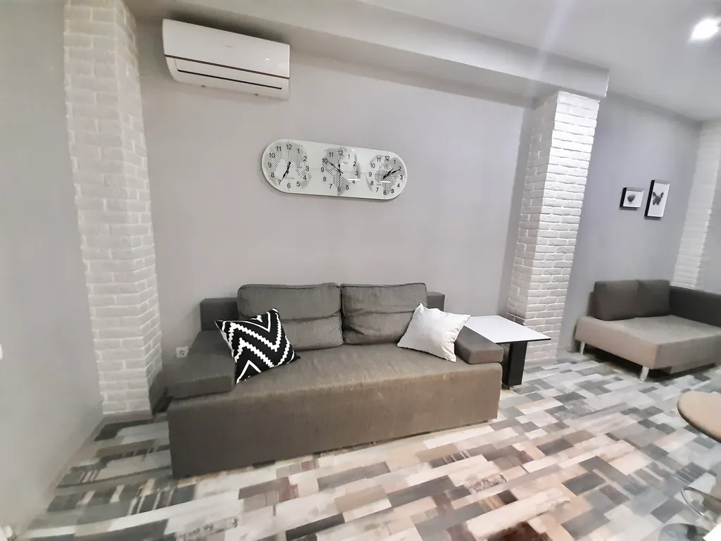 Квартира с балконом и видом