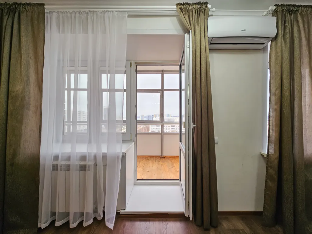 Просторная уютная студия в центре города