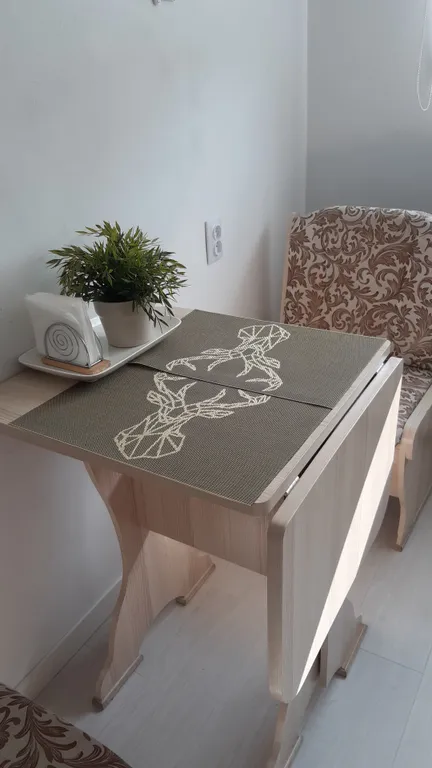 Уютная 2-х ком.кв. для гостей города в красивой парковой зоне у озера