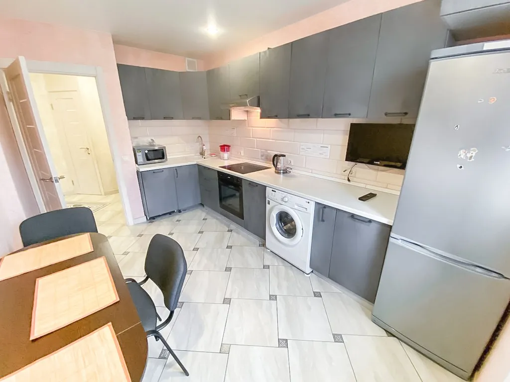 Квартира Чистая и уютная квартира возле Шереметьево — Лобня