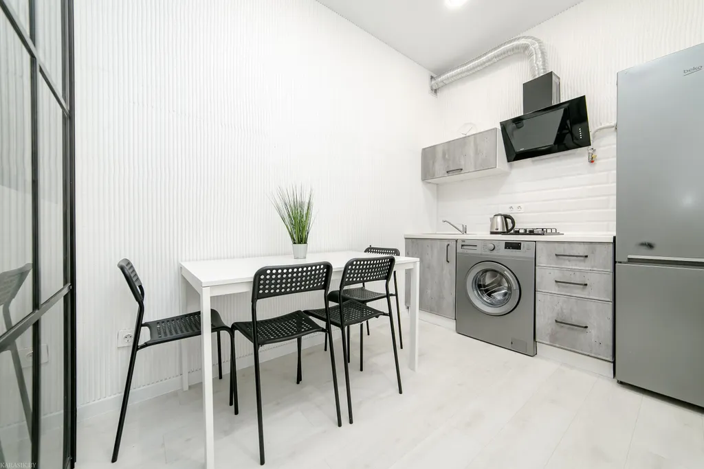 Квартира рядом с метро Молодежная