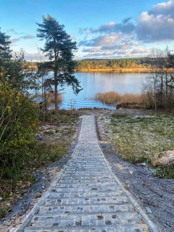 Дом на берегу Ладоги