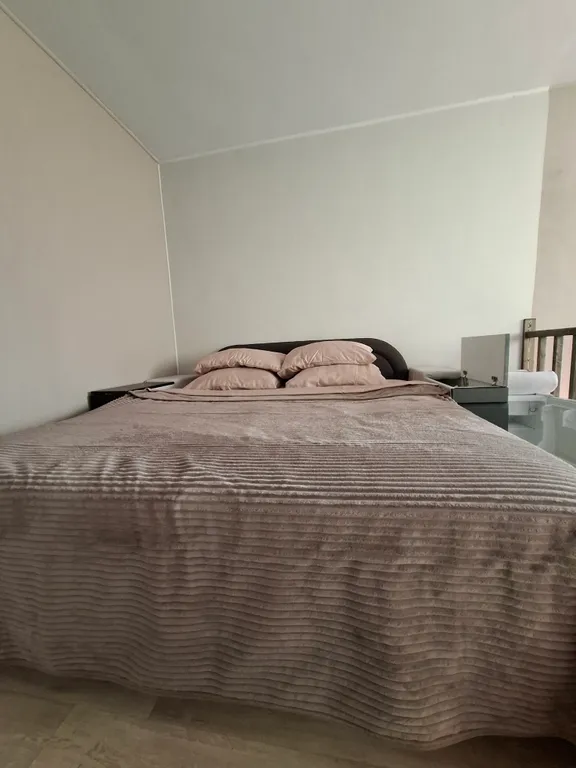 Уютная, двухуровневая квартира в центре города — аренда посуточно в Керчь