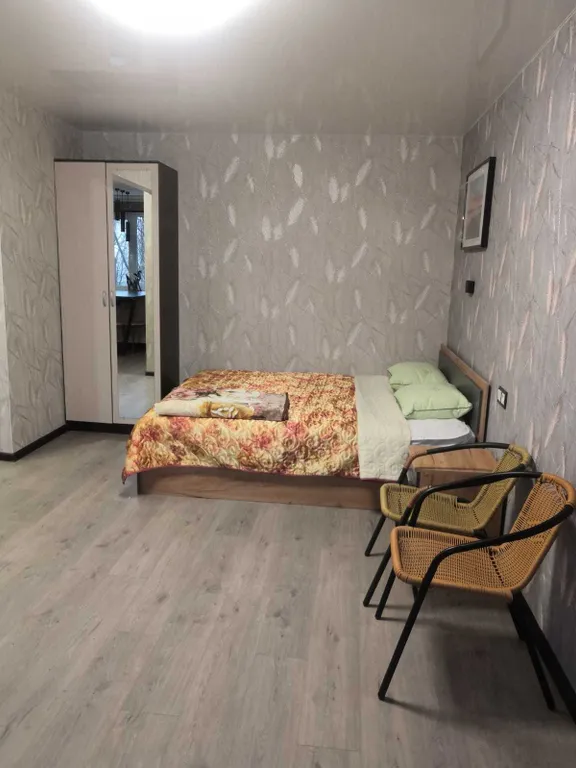 2-комнатная квартира с евроремонтом на проспекте Кирова