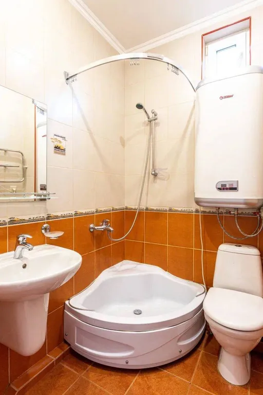 Двухэтажный дом на Турчинского