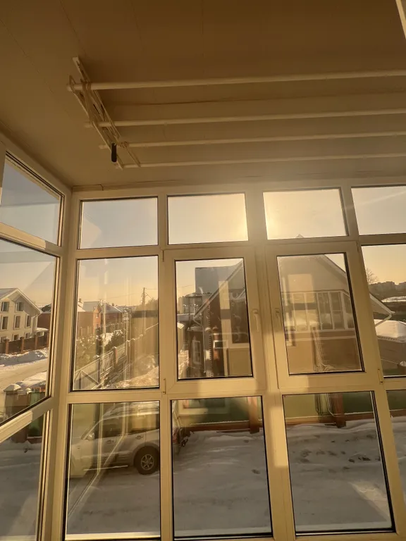 Квартира с диваном и балконом от 3-ех суток