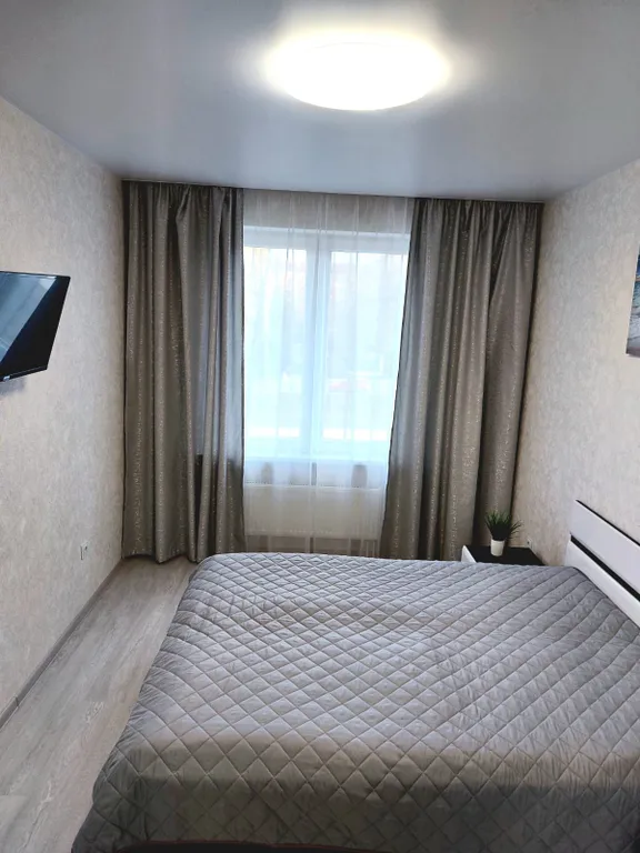 Комфортная и современная квартира в 3 минутах от набережной