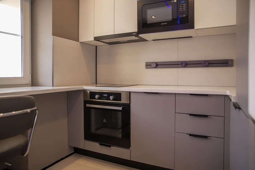 Стильная современная квартира с умной Алисой