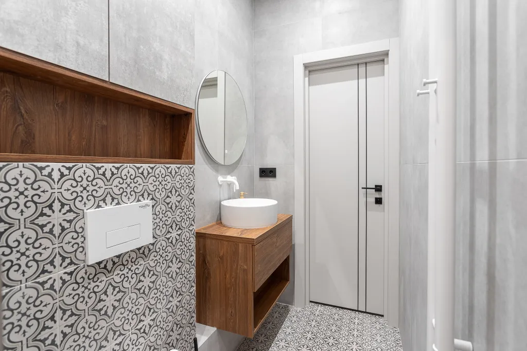 На первой линии от моря сдам полдома