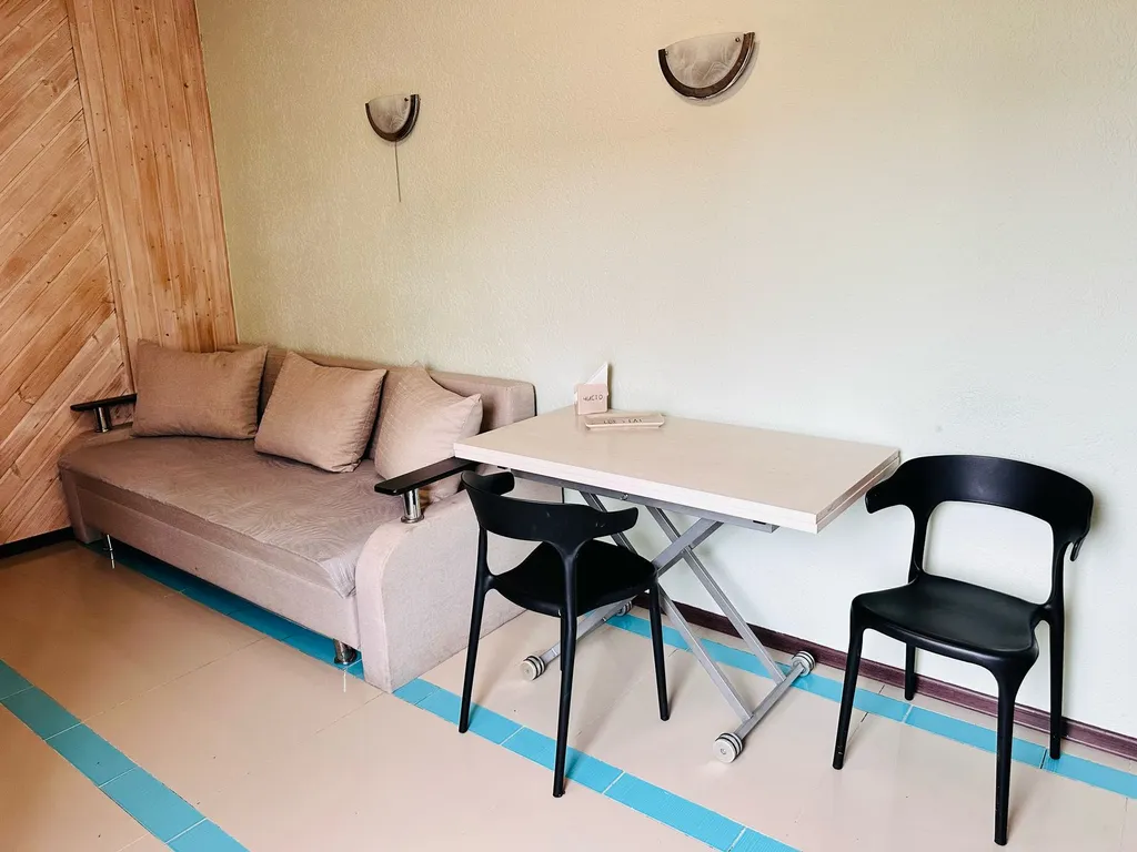 Семейный номер с кухней в центре