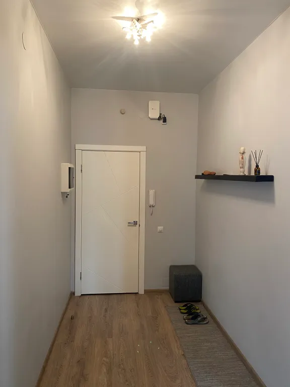 Квартира с видом на можжевеловую рощу и море