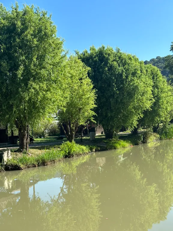 Дом у озера