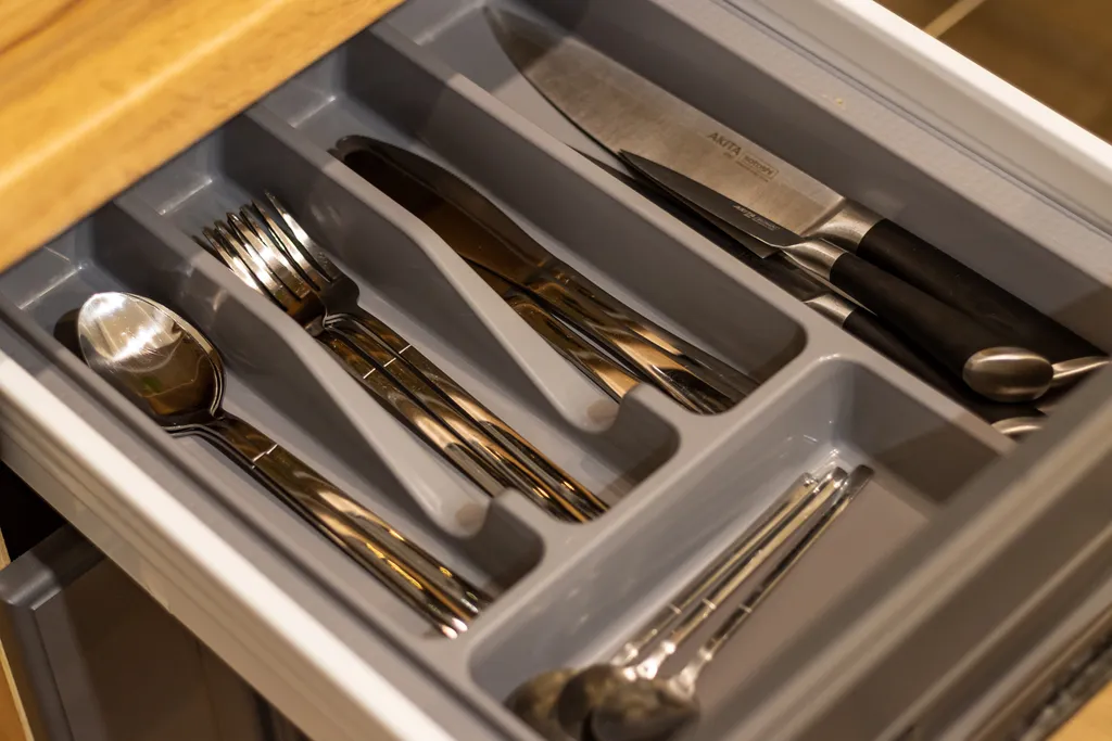 Студия Колосья с качелью на балконе и видом на сосны