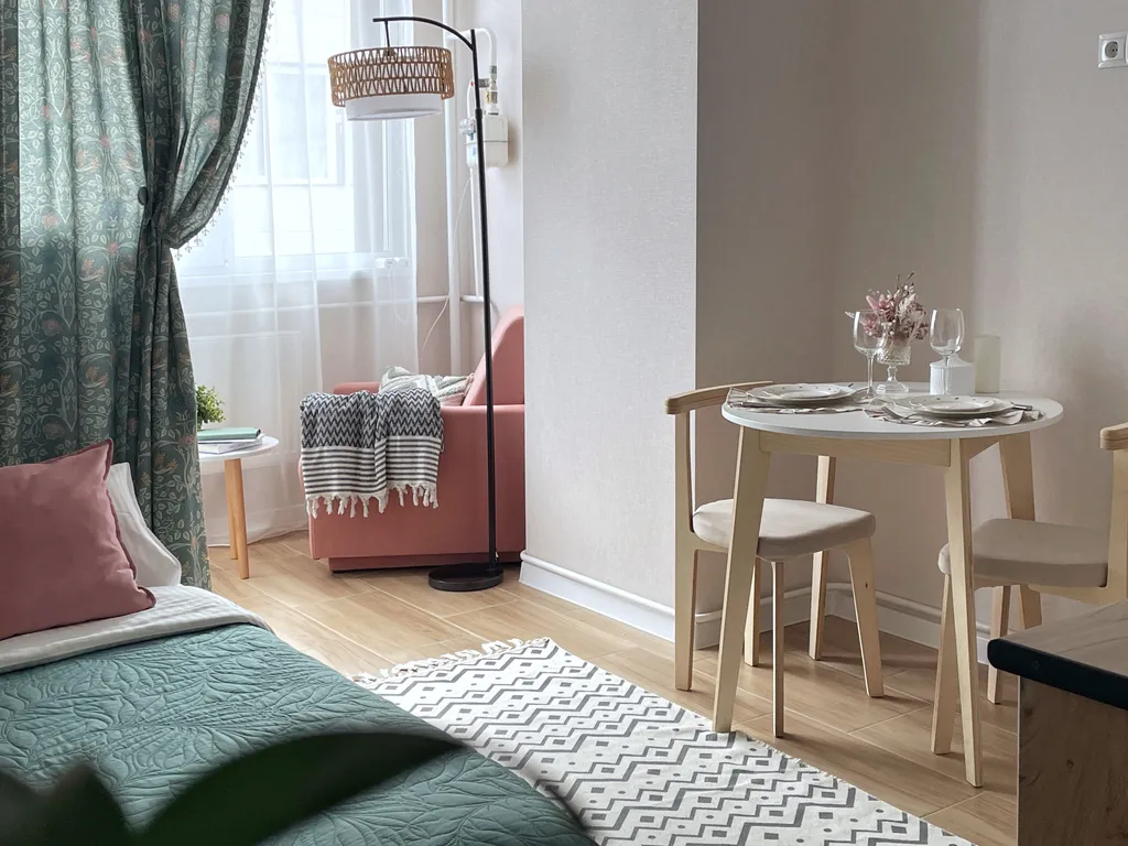 Стильная студия в спокойном районе