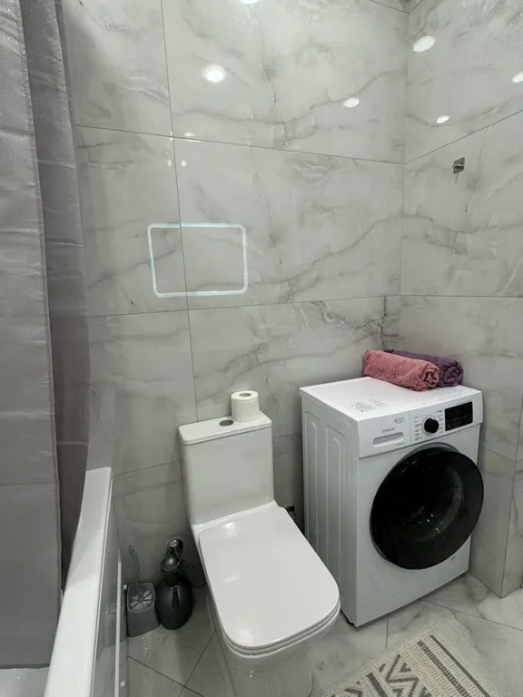 Квартира с ремонтом в элитной новостройке