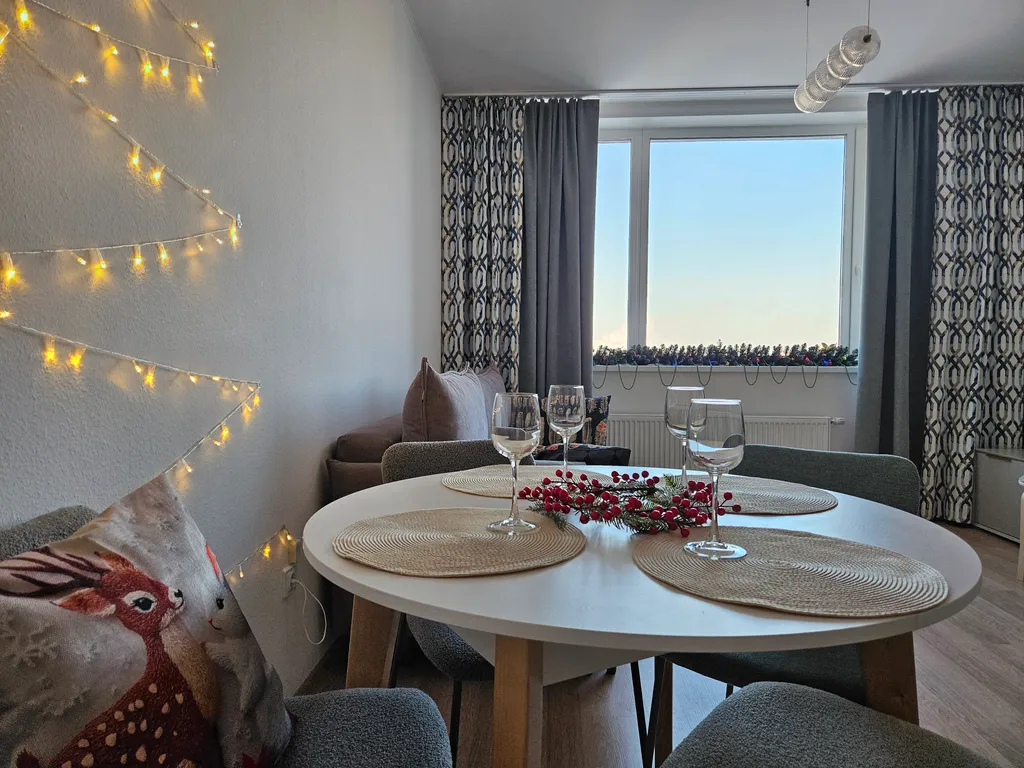 Новая квартира с 3 спальнями, видом на центр города и шикарные закаты