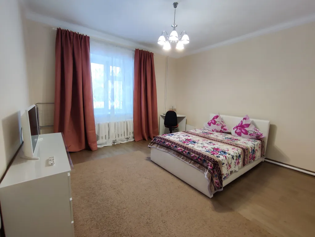 Уютная 1-комнатная квартира — аренда посуточно в Челябинск