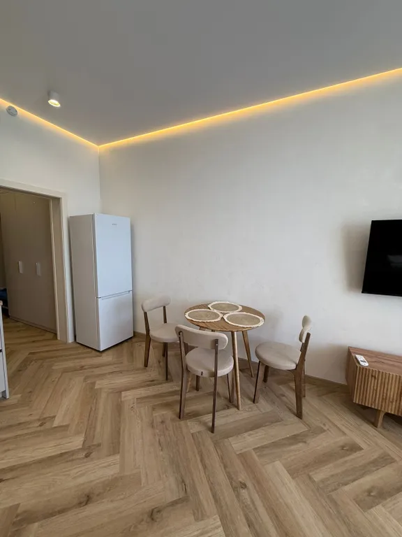 Новая квартира-студия с видом на море