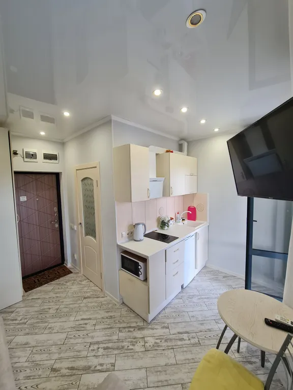 Апартамент у моря с бассейном