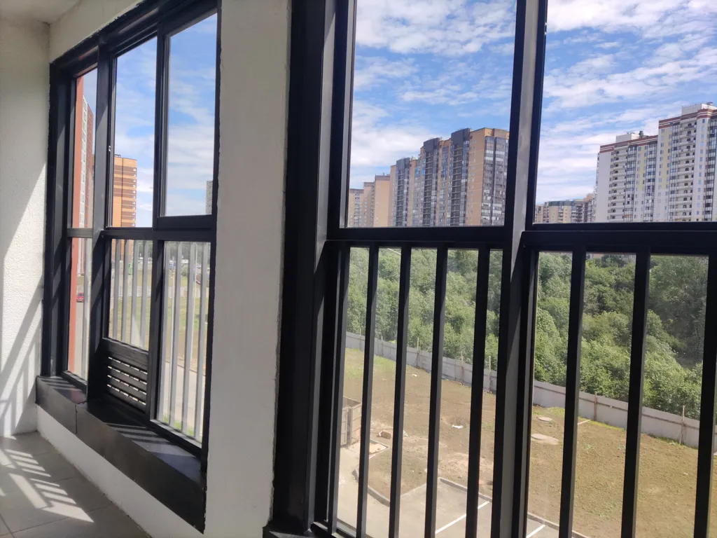 Квартира Квартира Новая просторная студия с панорамным видом на реку и лесопарк — Санкт-Петербург