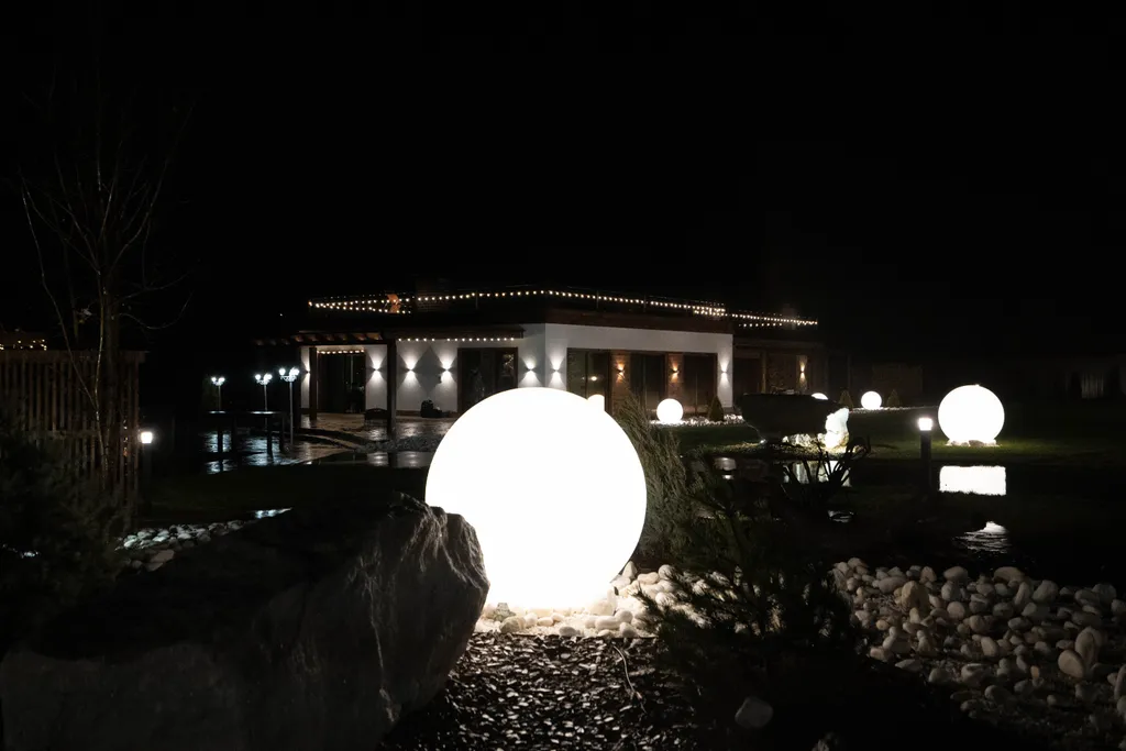 Дом в стиле лофт с камином