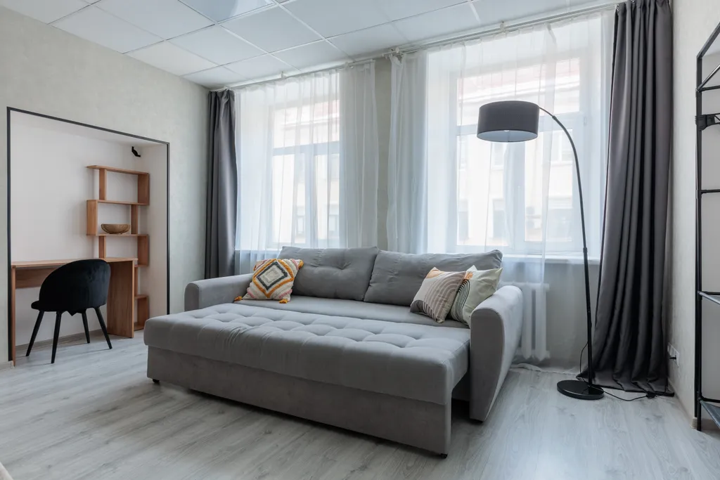 Квартира Просторная квартира у Дворцовой с 4 комнатами DereMRents — Санкт-Петербург