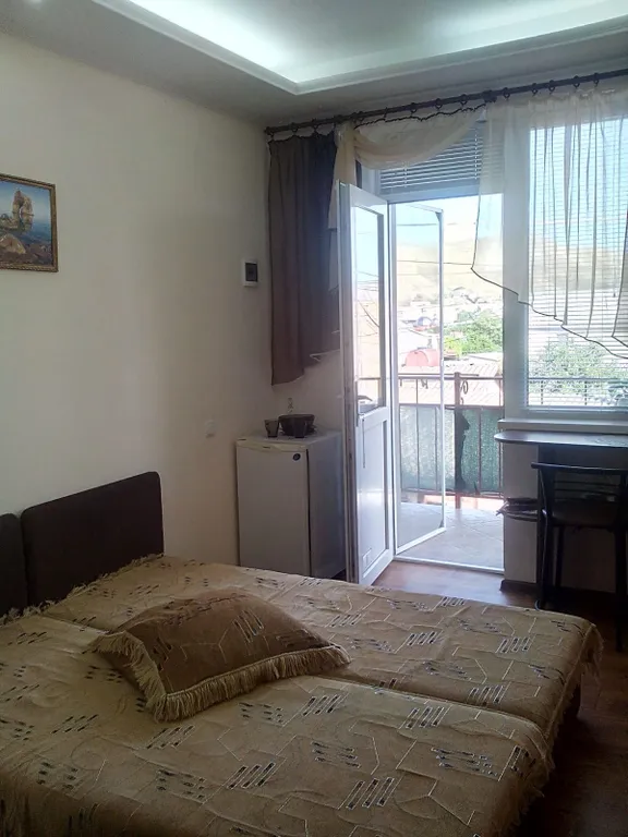 Квартира Уютный двухместный номер с видом на горы — аренда посуточно в Орджоникидзе