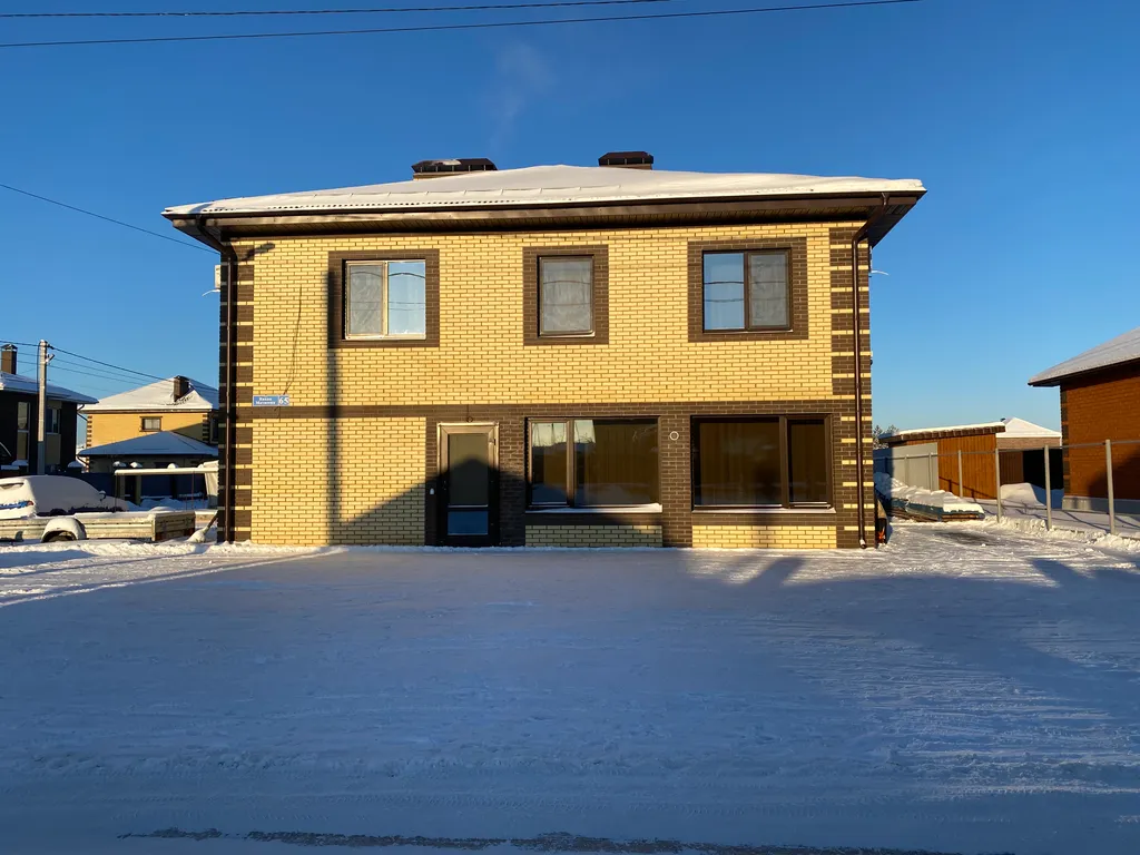 Двухэтажный 3-х комн. дом 150 кв.м. на участке 9 сот.