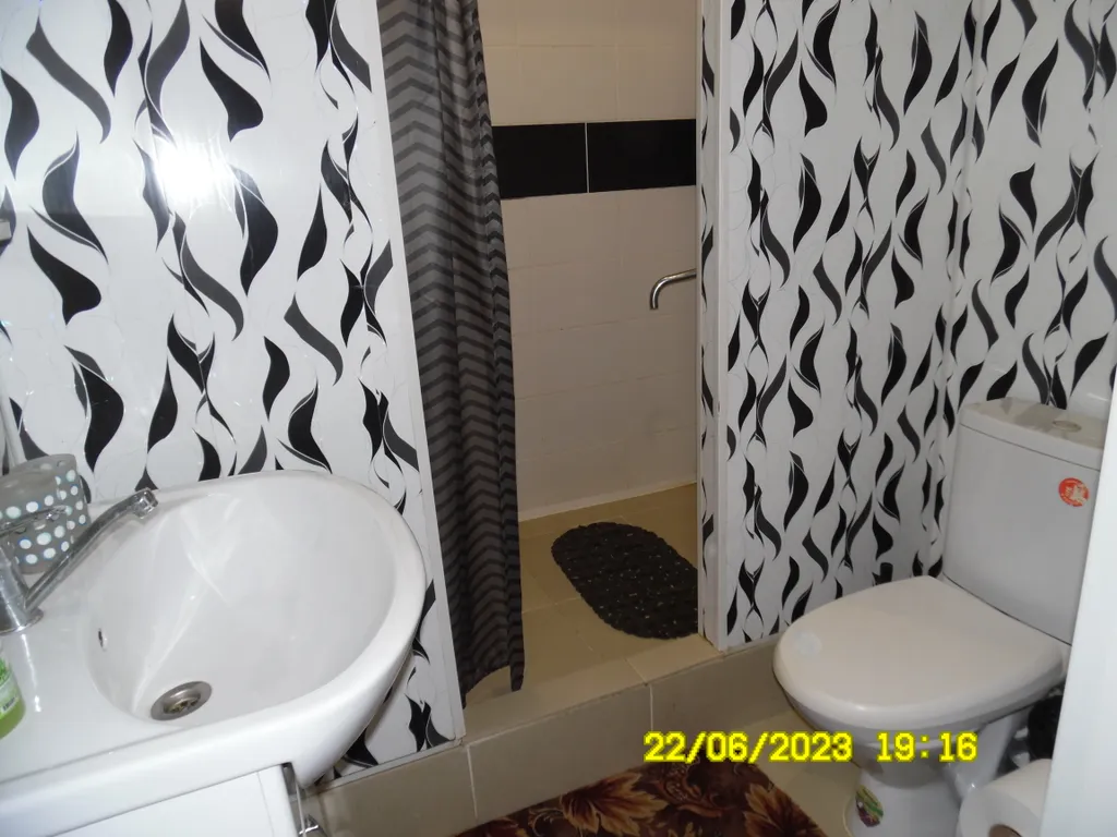 Уютная комфортная  половина дома с отдельным входом