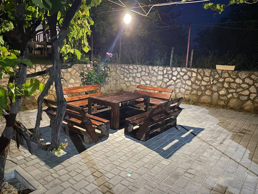 Дом с бассейном и баней рядом с лучшим песчаным пляжем в Орловке