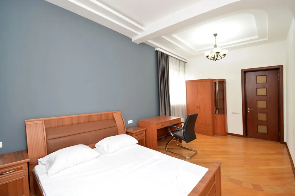 Уютная трёхкомнатная квартира в центре города