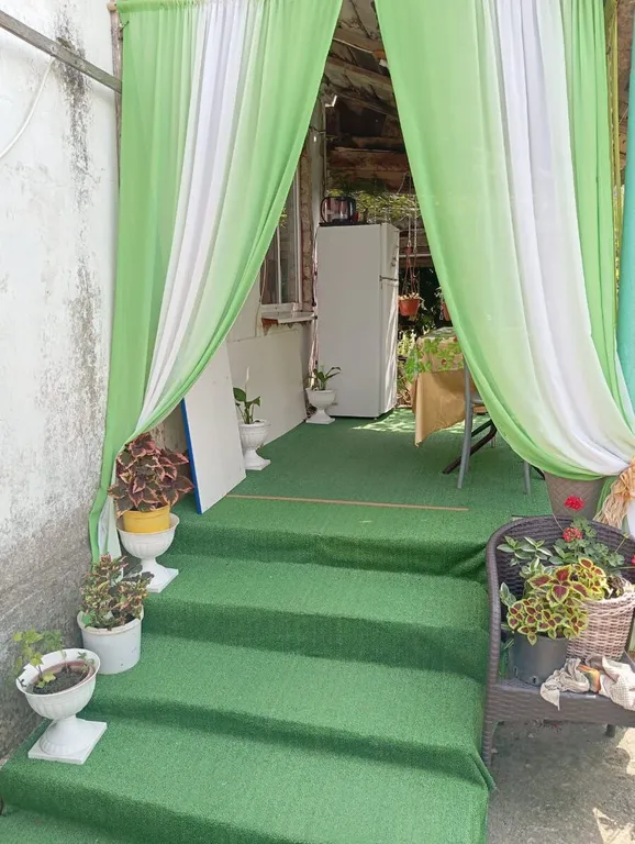 Уютная комната рядом с дольменами