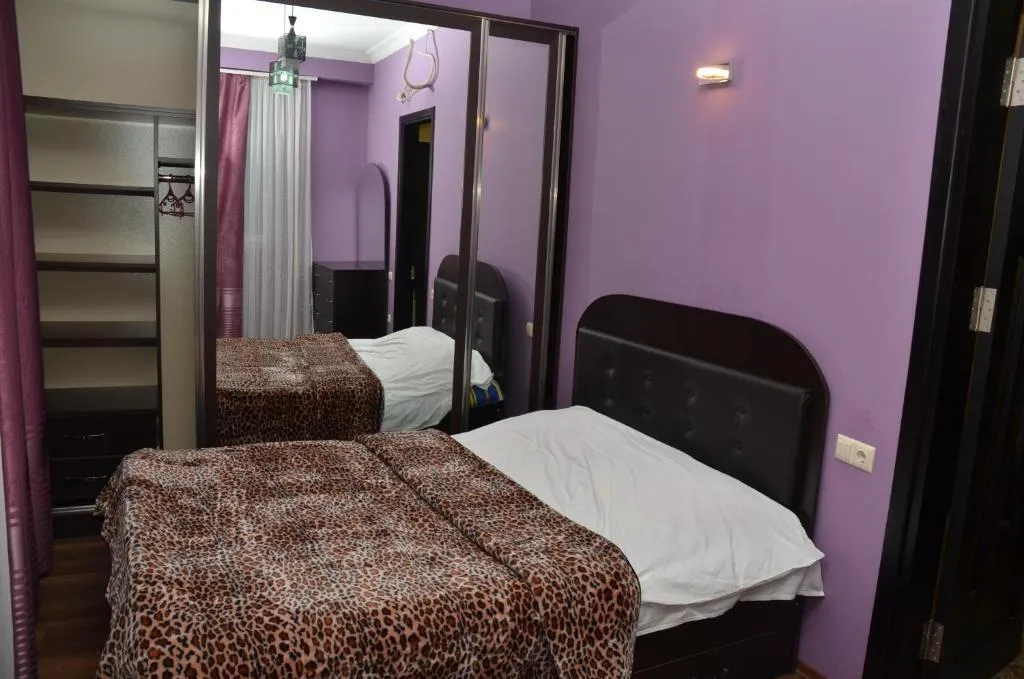 Апартамент с балконом