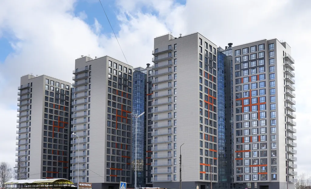 Уютная студия с панорамным окном у метро Парнас