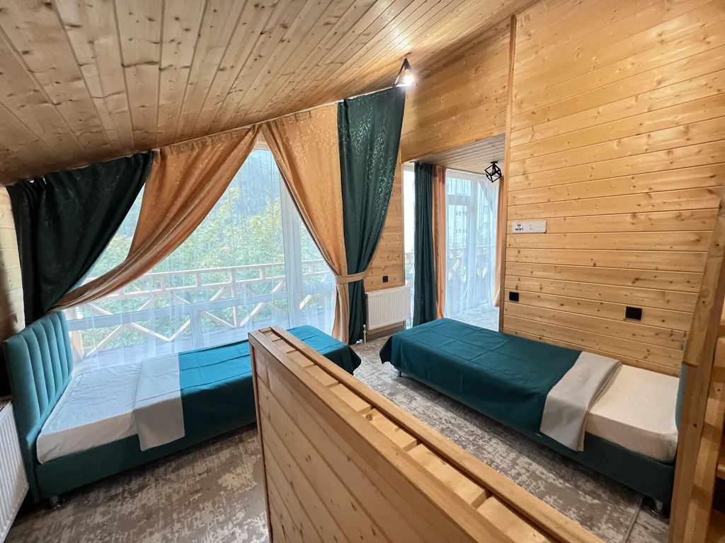 Большой дом Atlas Эльбрус в 20 минутах от поляны Азау