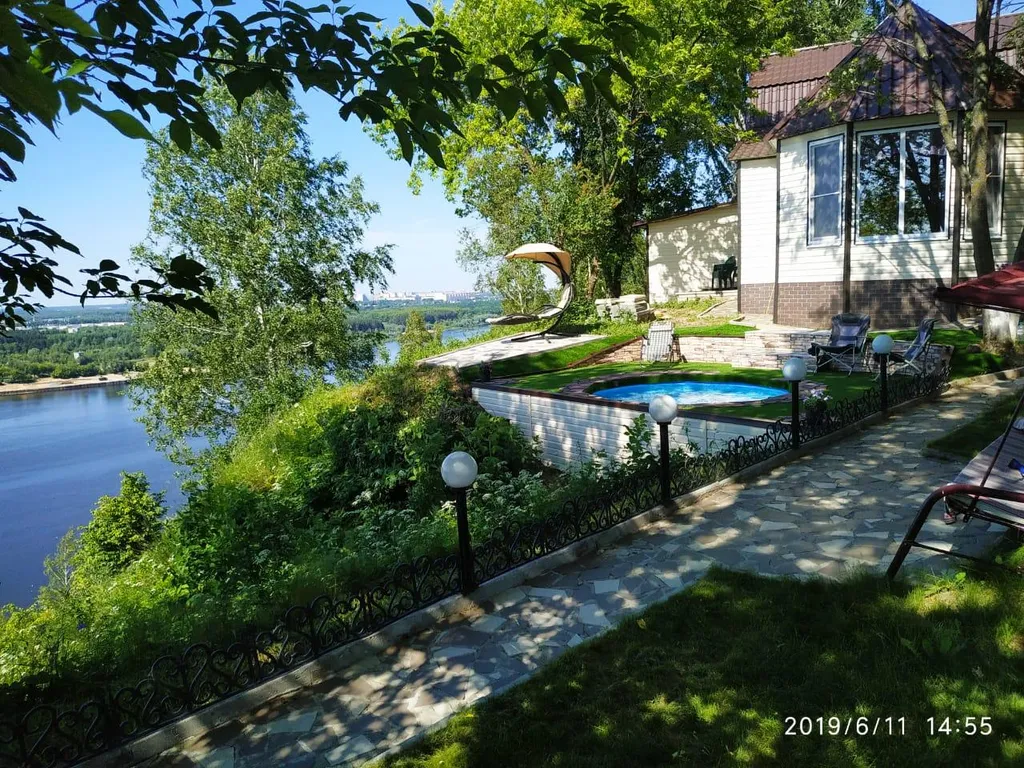 Дом на краю света с видом на Оку рядом с горнолыжной деревней Новинки