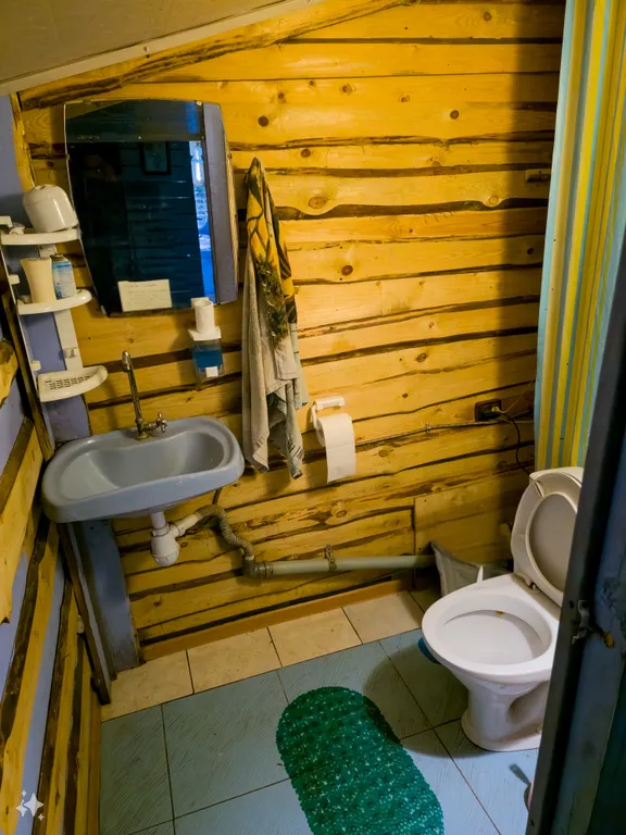 Дом с баней на берегу озера