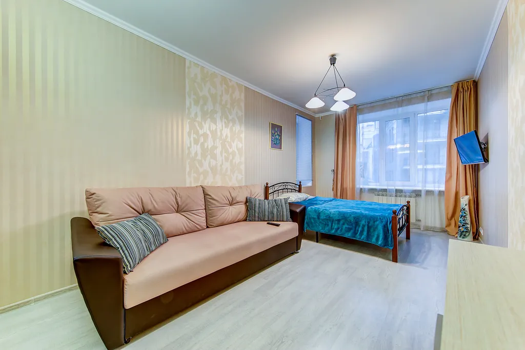 Большая 3-комнатная квартира с видом на Неву и корабли Центр города