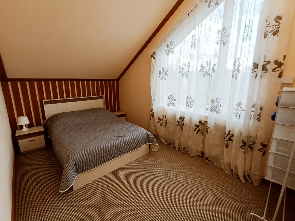 7-комнатный Дом