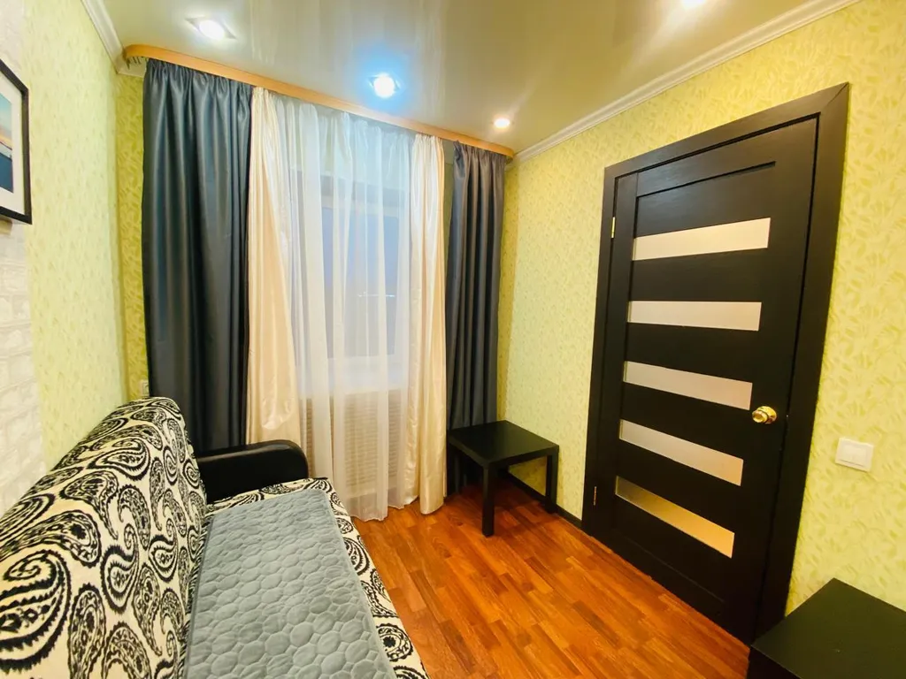 2-комнатная квартира с отличным ремонтом в центре Мурманска