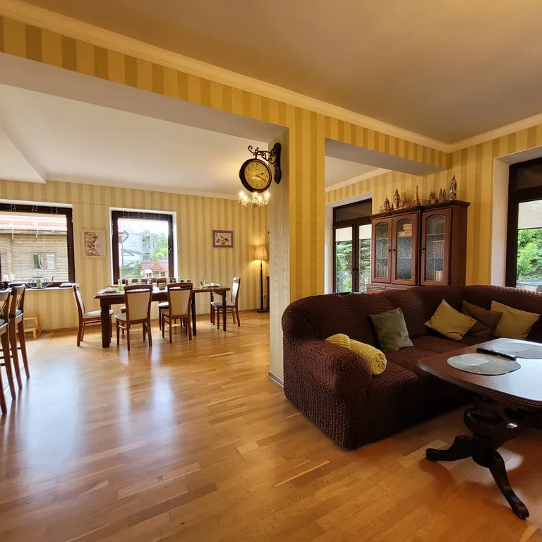 Вилла Морская - уютный дом с бассейном на берегу Балтийского моря